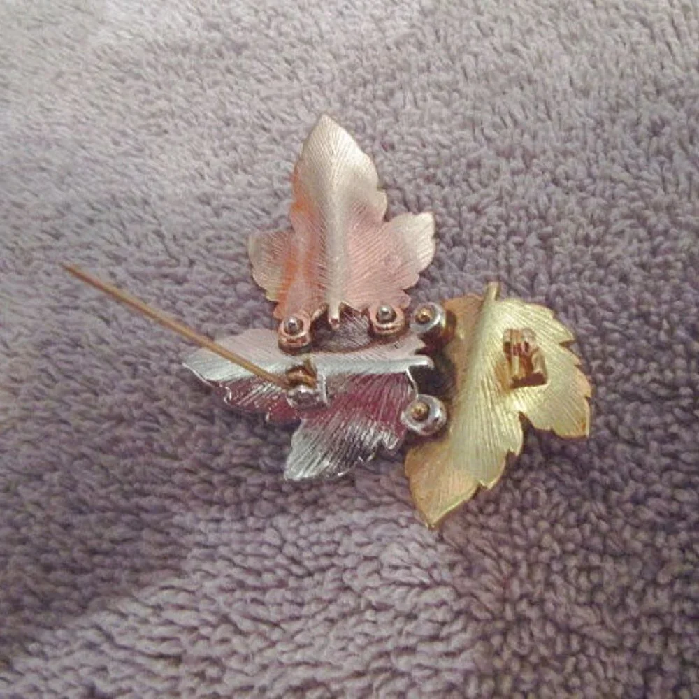 Vtg Tri-Color Brooch Pin Rose Gold Silver Metal 3 Layer Maple Leaves MCM 70s 80s